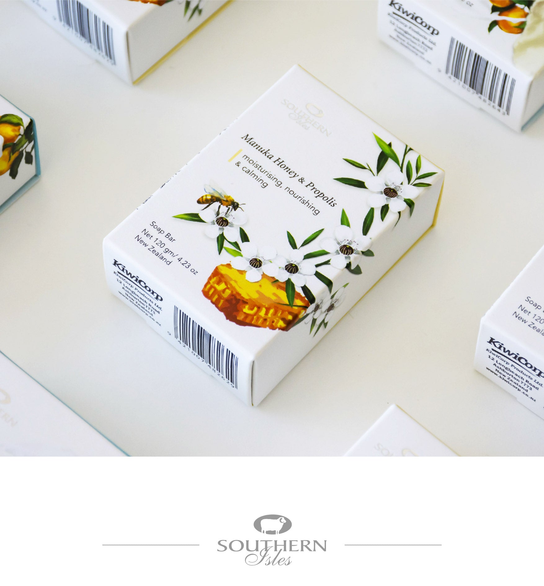 Product image of Manuka Honey & Propolis Soap from KiwiCorp – nourishing and antibacterial bar soap.